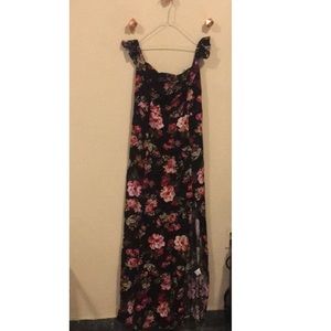 Off the shoulder floral maxi dress